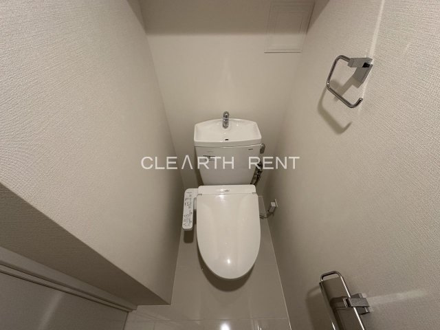 トイレ　温水洗浄便座