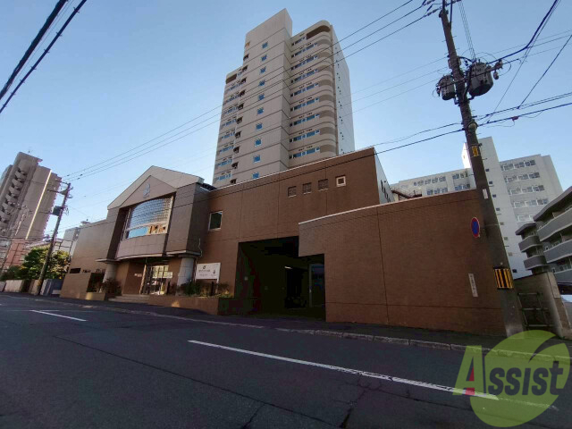 建物外観　札幌市中央区南５条西「アルファコンフォート札幌」