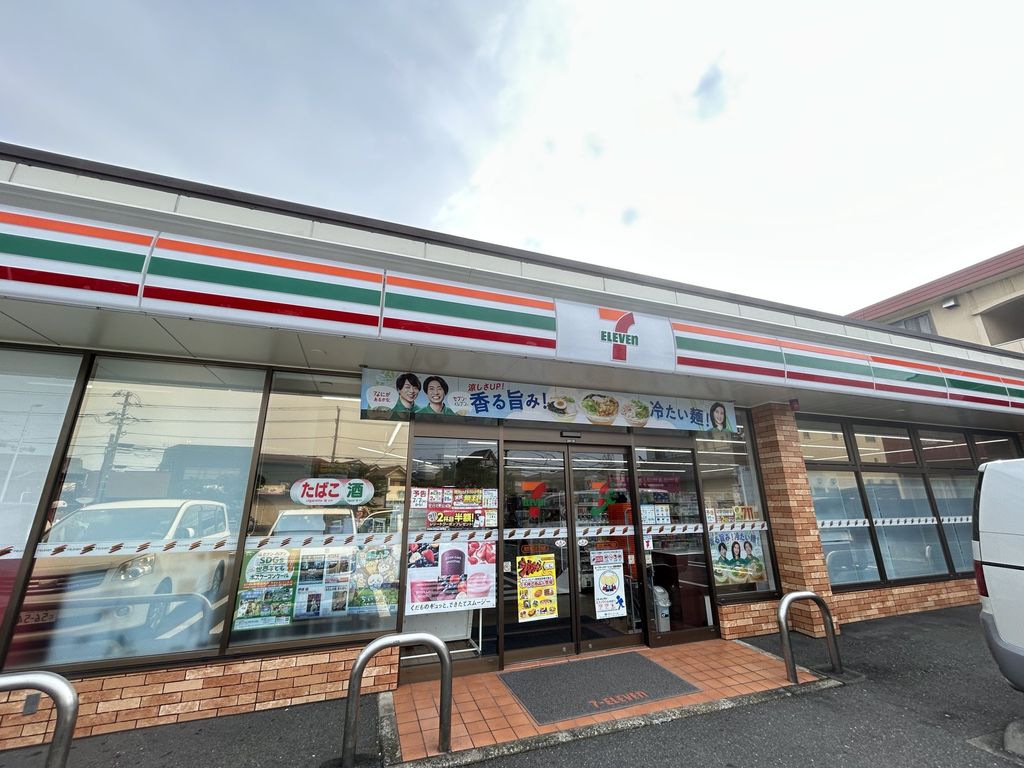 コンビニ　セブンイレブン 浦安堀江6丁目店（コンビニ）まで360m