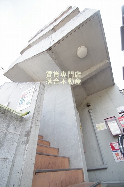 建物外観　しっかりとした建物♪
