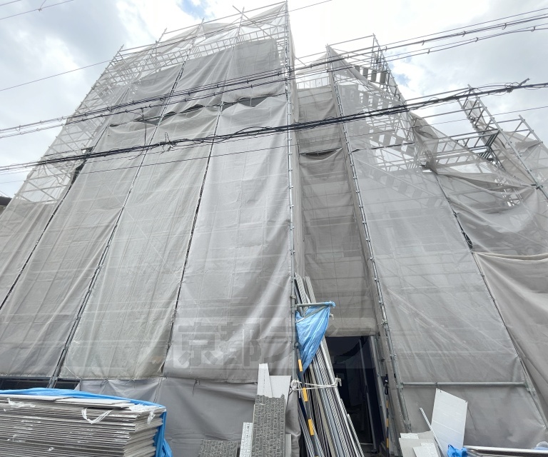 建物外観　・建築中