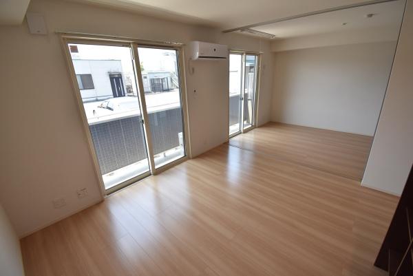居室・リビング　※同施工会社写真※