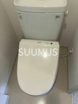 京王線 笹塚駅 徒歩11分 4階建 築19年のトイレ写真