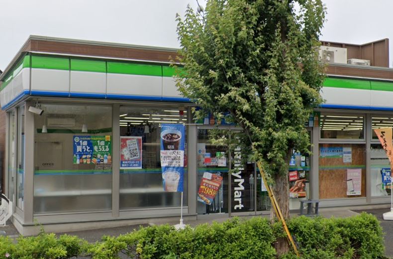 コンビニ　ファミリーマート 狛江中和泉一丁目店（コンビニ）まで181m