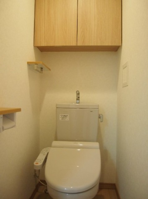 ルーブル大鳥居伍番館のトイレ写真
