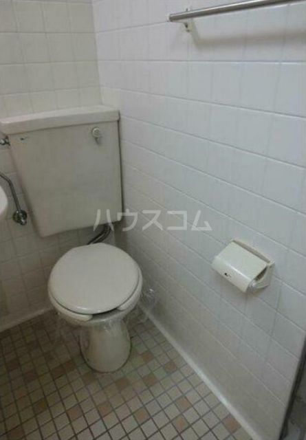 シャンブルシオンB棟のトイレ写真