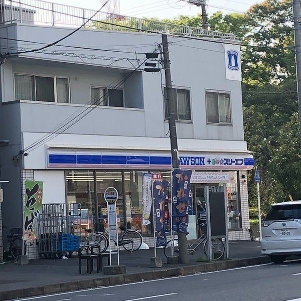 コンビニ　ローソン・スリーエフ 横浜中央市場店（コンビニ）まで53m