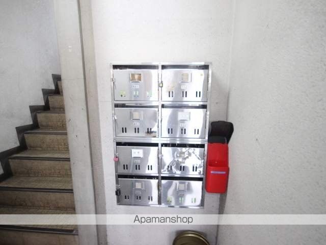 広島電鉄宇品線 中電前駅 徒歩9分 5階建 築44年の外観写真