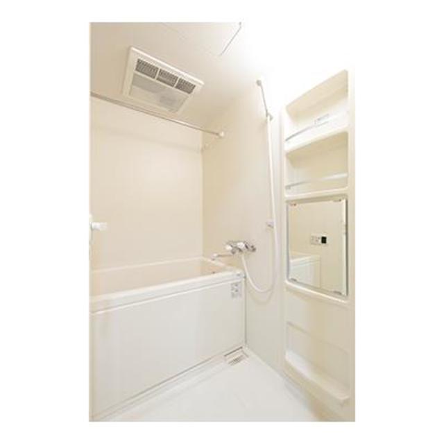 バス・シャワールーム　※写真は同タイプ住戸です。