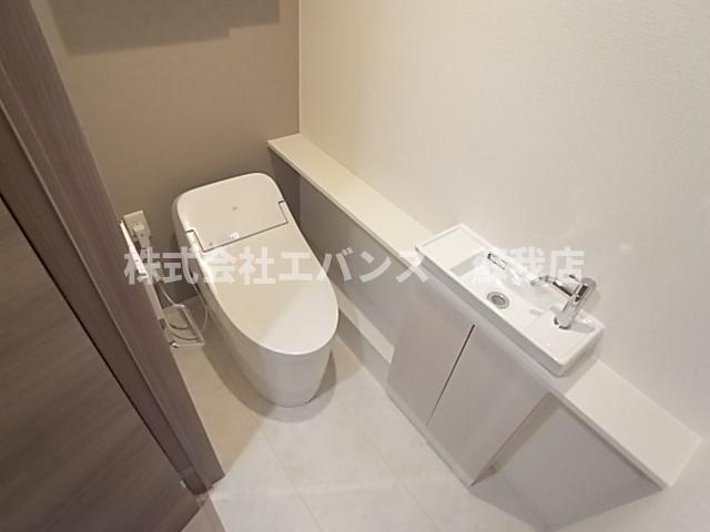 トイレ　清潔感のあるトイレです