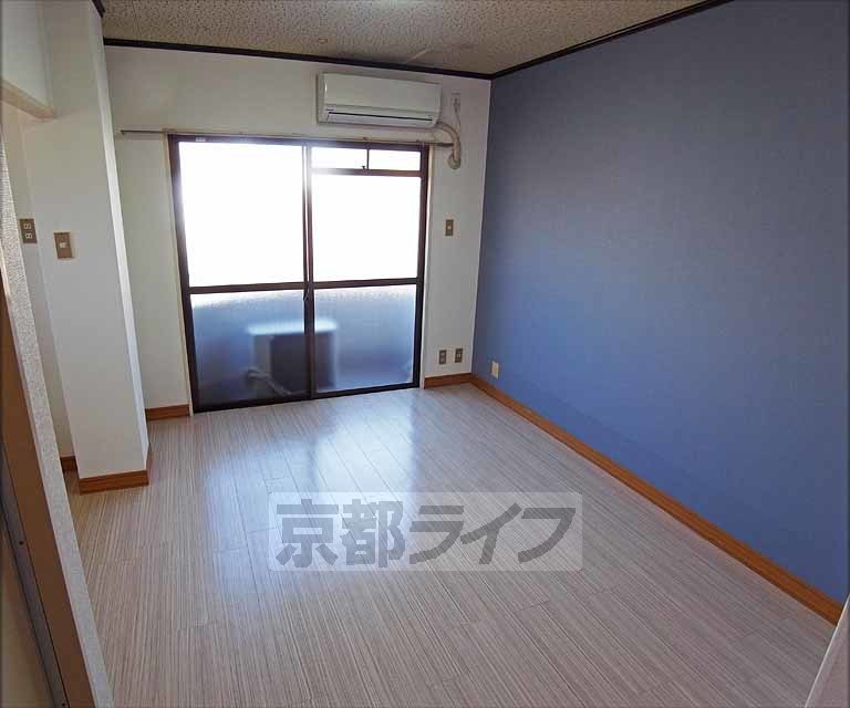 居室・リビング　お部屋です