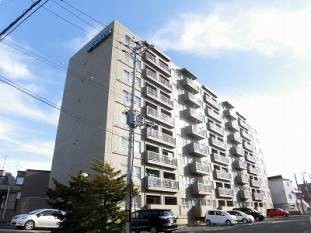 建物外観　陽当たり良好な広々としたファミリータイプ♪