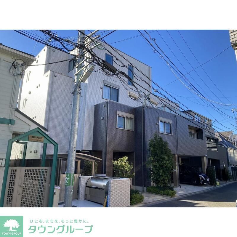建物外観　タウンハウジング仙川店まで♪