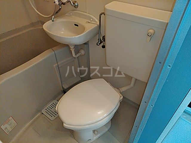 西武池袋線 所沢駅 徒歩8分 3階建 築34年のトイレ写真