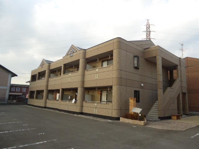 駐車場　外観写真（昼）です。