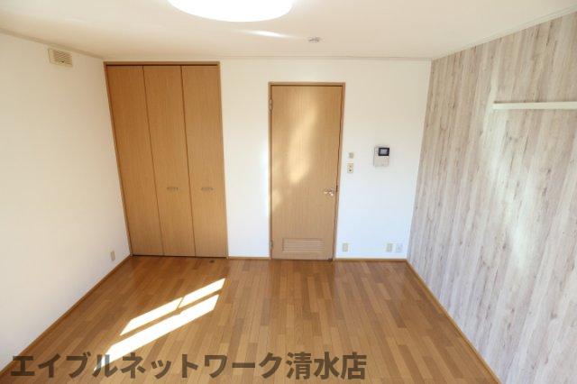 居室・リビング　同物件同タイプ