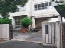 中学校　市川市立第六中学校（中学校）まで1390m
