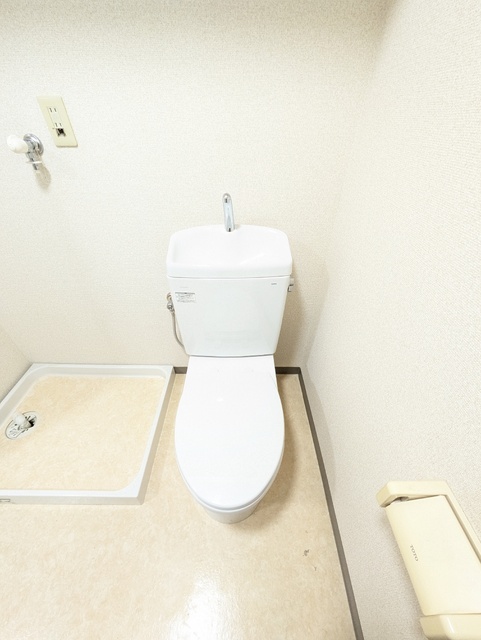 トイレ　＊別号室参考写真＊