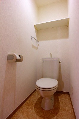 トイレ　※別号室参考写真