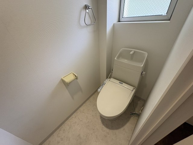トイレ　コンパクトで使いやすいトイレです