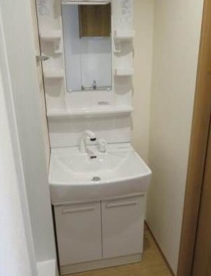 洗面設備　別部屋参照画像