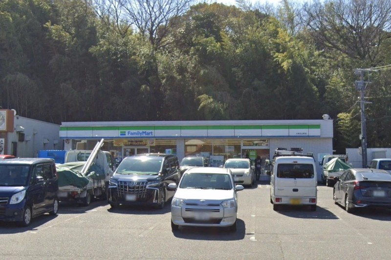 コンビニ　ファミリーマート 大府北山町店（コンビニ）まで428m