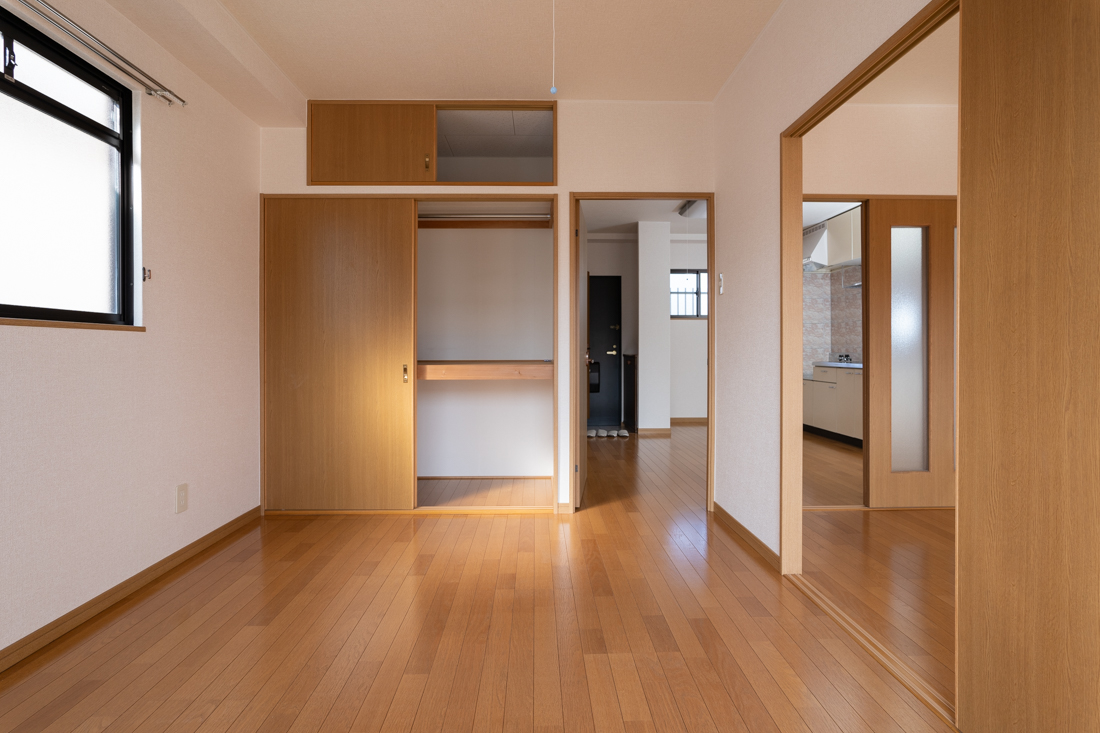 収納　洋室の収納