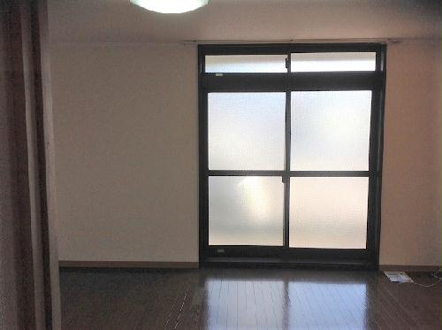 居室・リビング　設備・仕様は号室により異なる為、現状を優先致します。