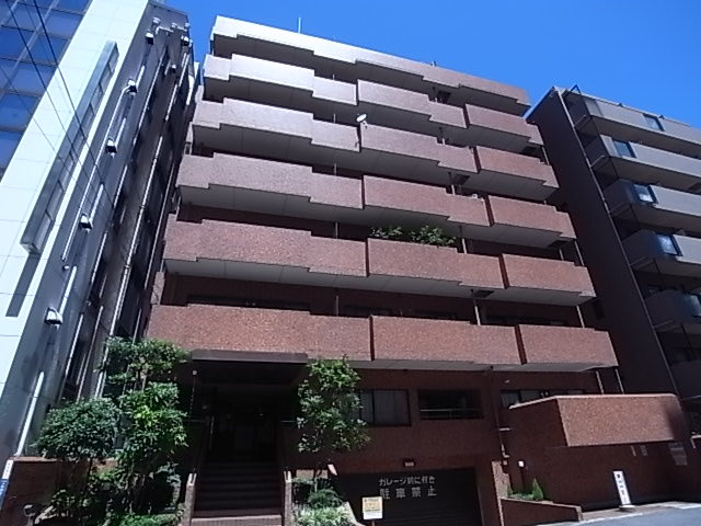 神戸市中央区小野柄通のマンションの建物外観