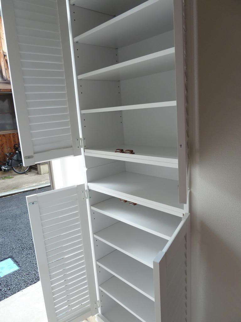 玄関　たっぷり収納できる下駄箱です