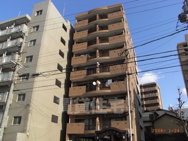 EXE金山の建物外観