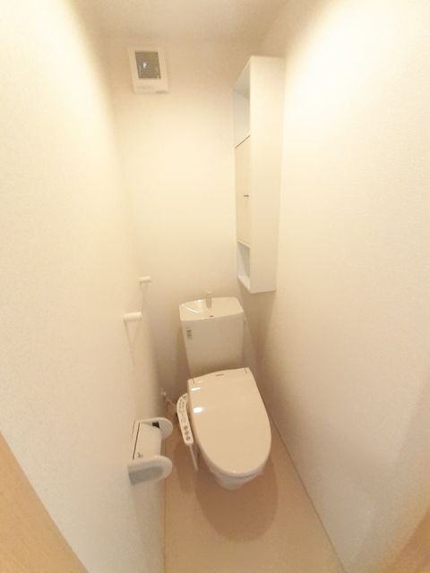 【イーストヒルズＢのトイレ】