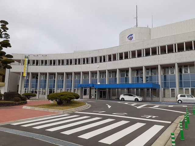 【南さつま市加世田川畑のアパートの役所】