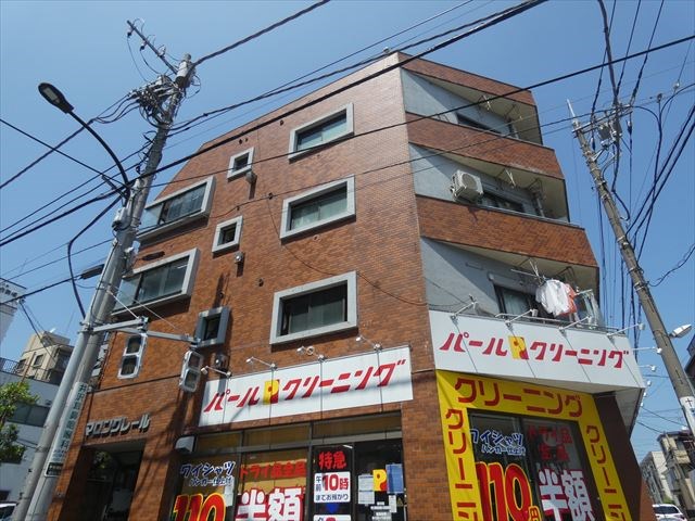 【マロンクレールの建物外観】