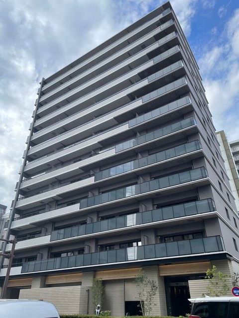 八王子市八日町のマンションの建物外観