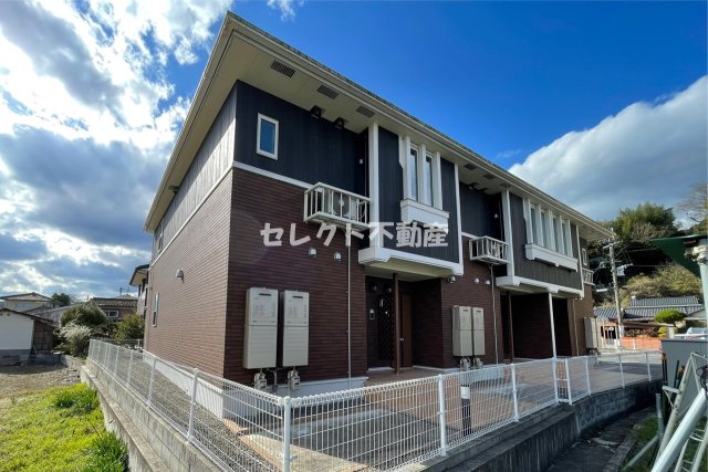 人吉市城本町のアパートの建物外観