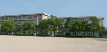 【サンハイツ２の小学校】