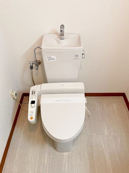 トイレ　★温水洗浄便座トイレ★