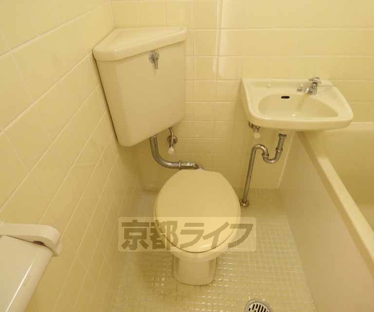トイレ　洋式のトイレです。
