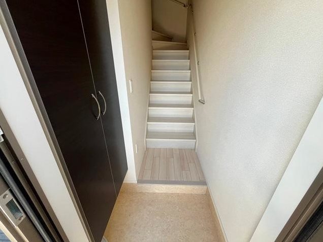 玄関　玄関類似物件参考写真