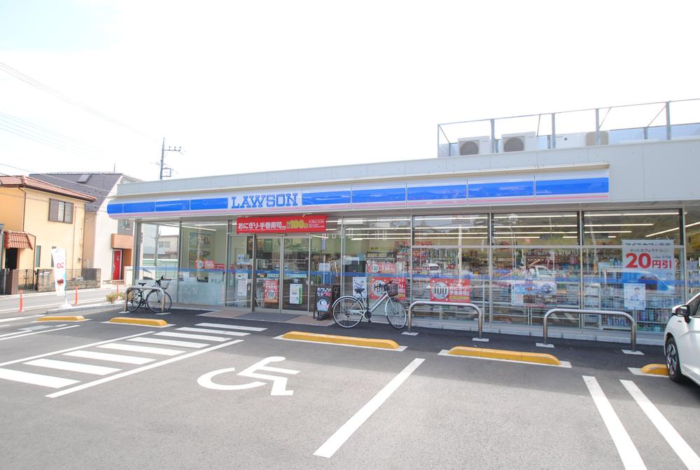 コンビニ　ローソン国分寺光町三丁目店（コンビニ）まで300m