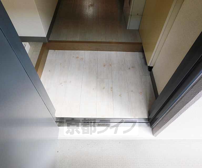 玄関　段差も少ないですよ