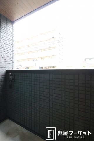 バルコニー　同型タイプ