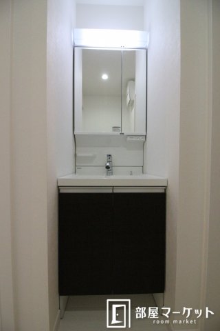 洗面設備　同型タイプ