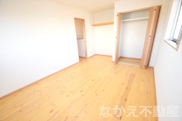 その他部屋・スペース　落ち着いて過ごせるお部屋なので、寝室にいかがでしょうか