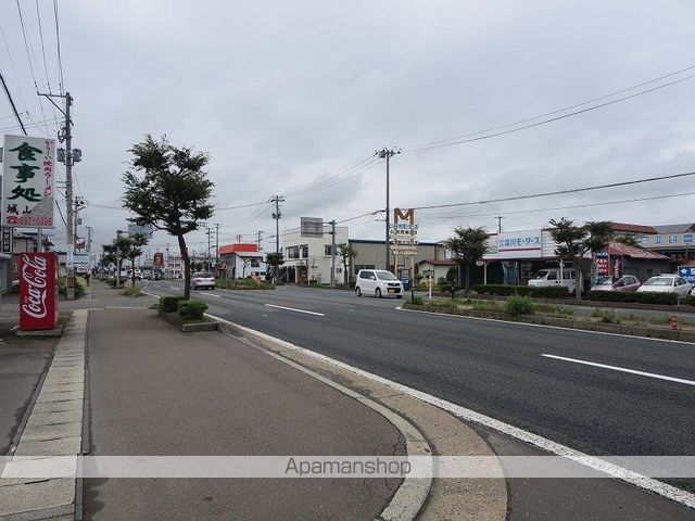 その他　周辺道路（その他）まで0m