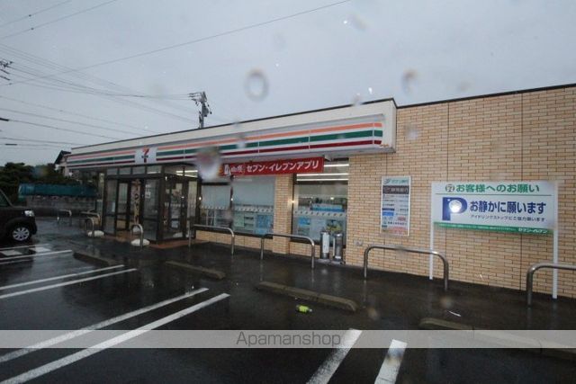 コンビニ　セブン－イレブン御前崎白羽店（コンビニ）まで901m