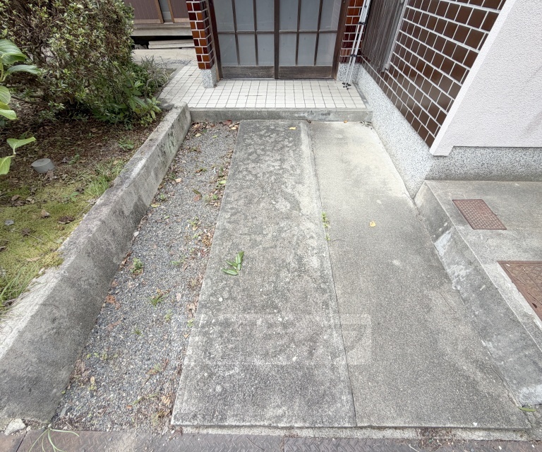 ＪＲ山陰本線 馬堀駅 徒歩18分 2階建 築53年の外観写真