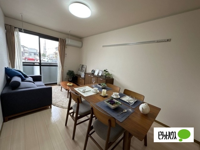 居室・リビング　家具はイメージです