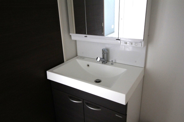 洗面設備　※同物件別号室参考写真